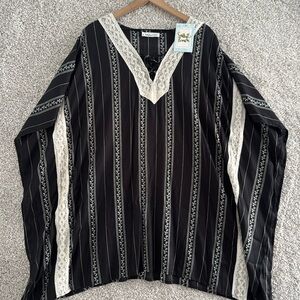 Salty Lemon Black & White‎ Embroidered Swim Coverup